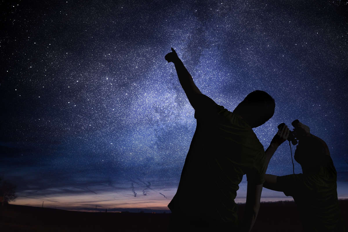 Binocular Stargazing in the Prairies
